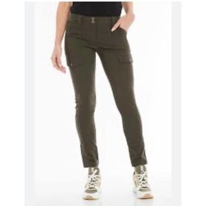 Anatomie Kate Skinny Cargo Light-Weight Travel Pant in Army Green Womens Size: M